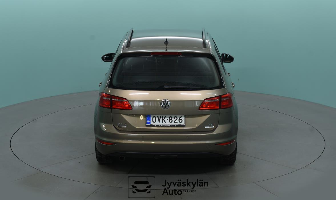 VOLKSWAGEN Golf Sportsvan 2016