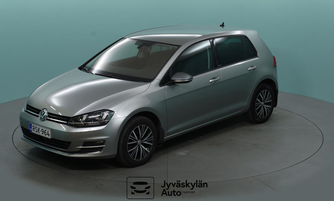 VOLKSWAGEN Golf 2016