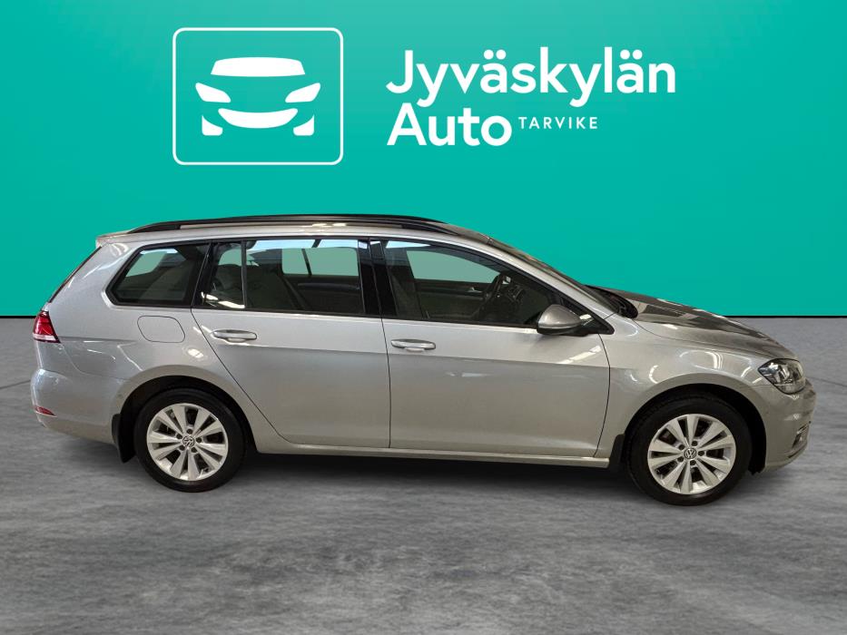 VOLKSWAGEN Golf 2017