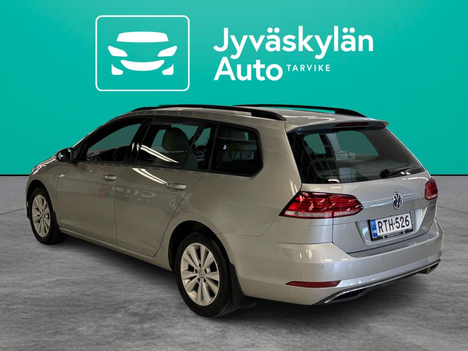 VOLKSWAGEN Golf 2017