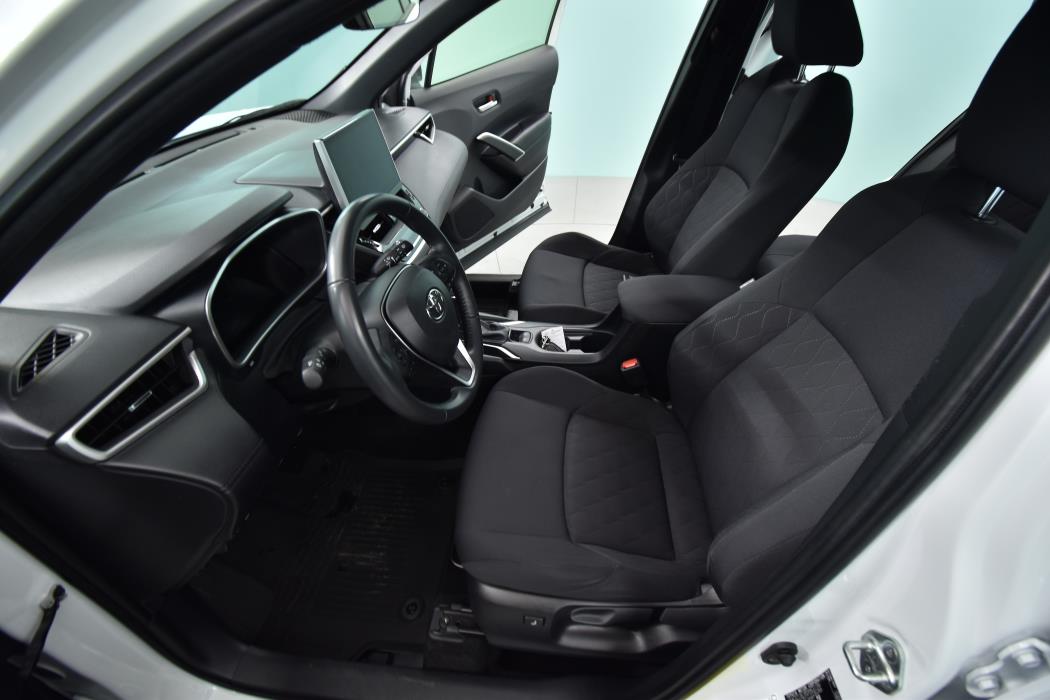 TOYOTA Corolla Cross 2023