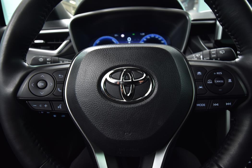 TOYOTA Corolla Cross 2023