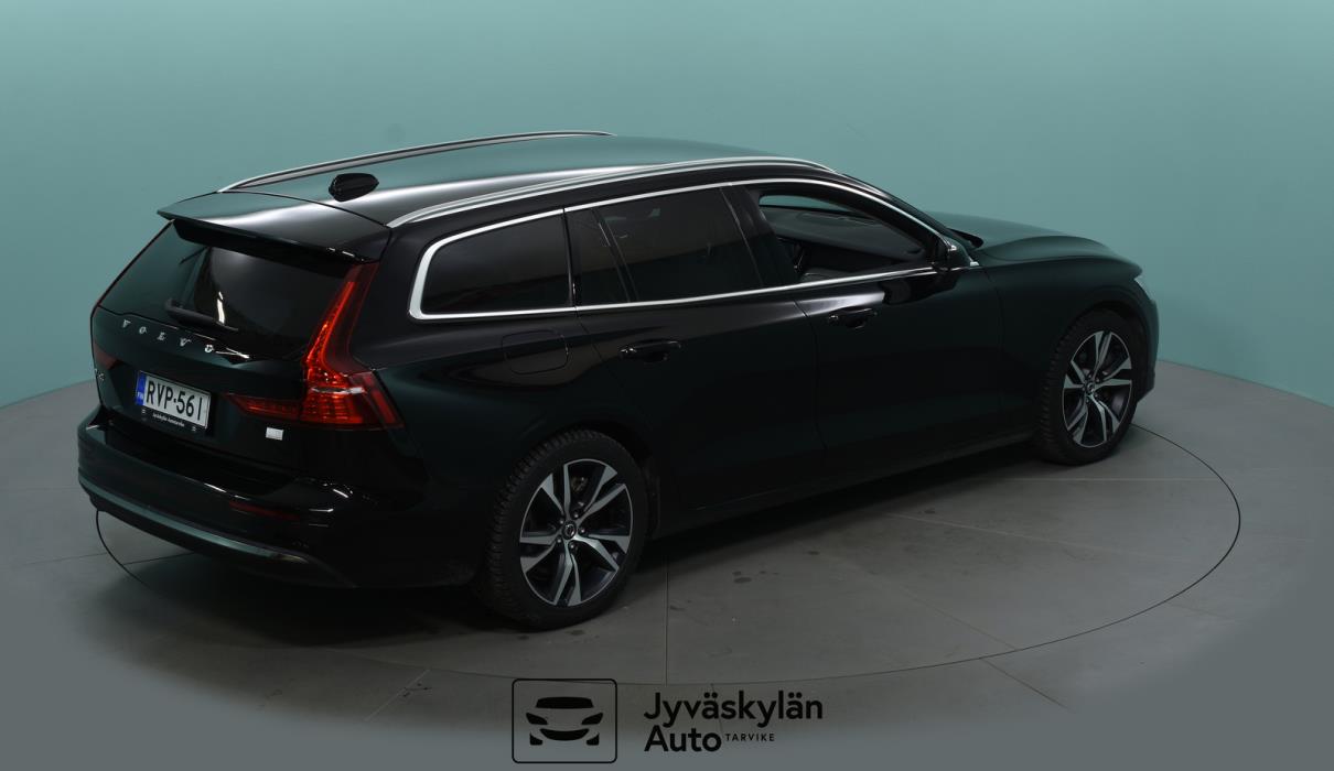 Volvo V60 2023