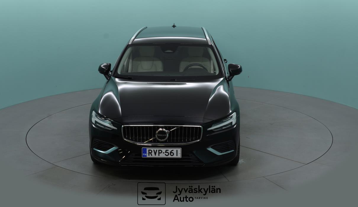 Volvo V60 2023