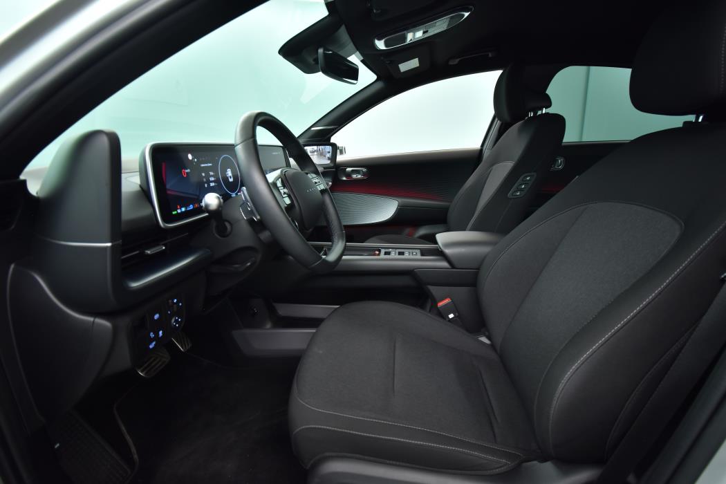 HYUNDAI IONIQ 6 2025