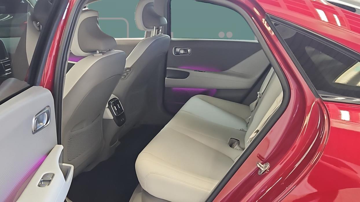 HYUNDAI IONIQ 6 2024