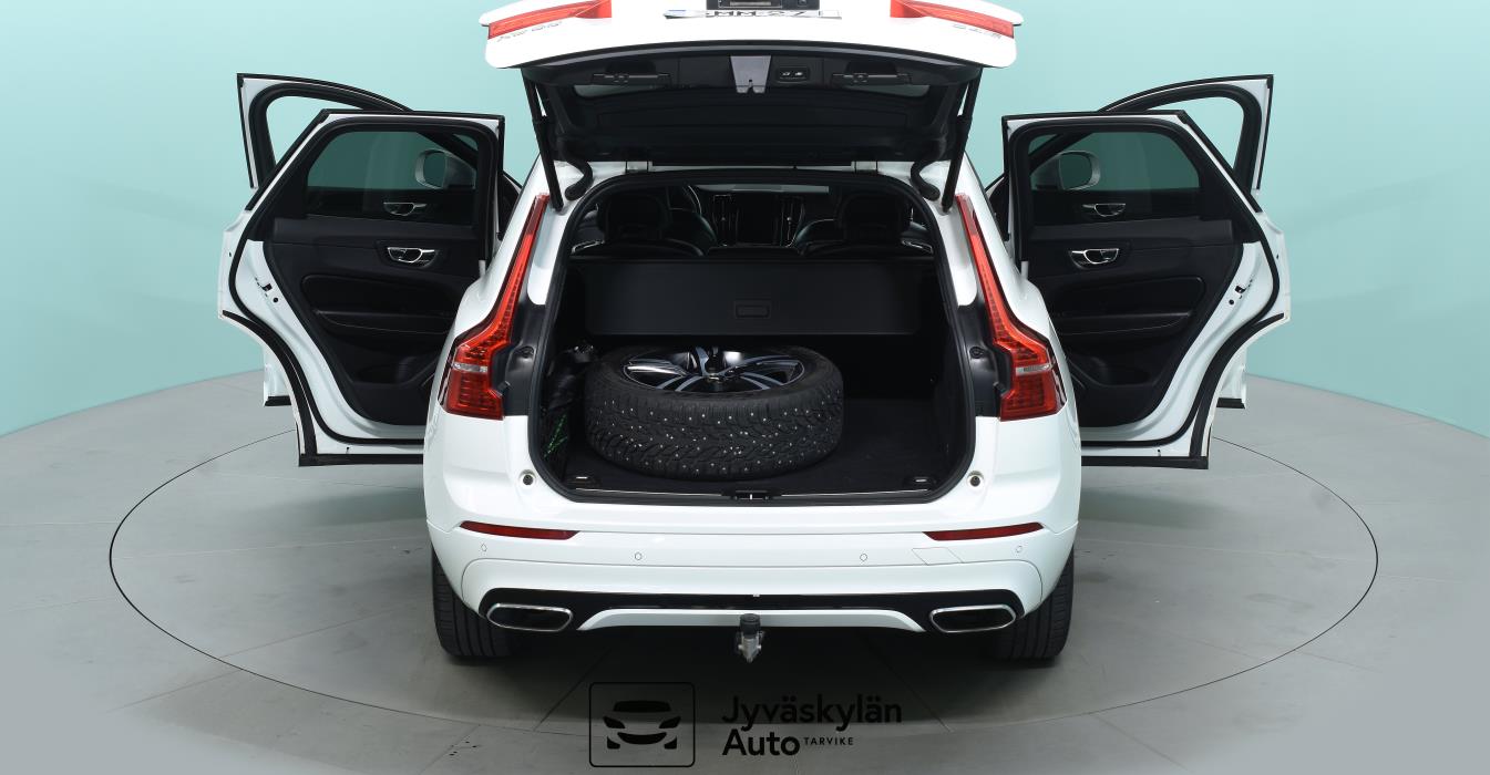 VOLVO XC60 2017