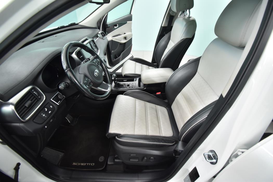 KIA Sorento 2016