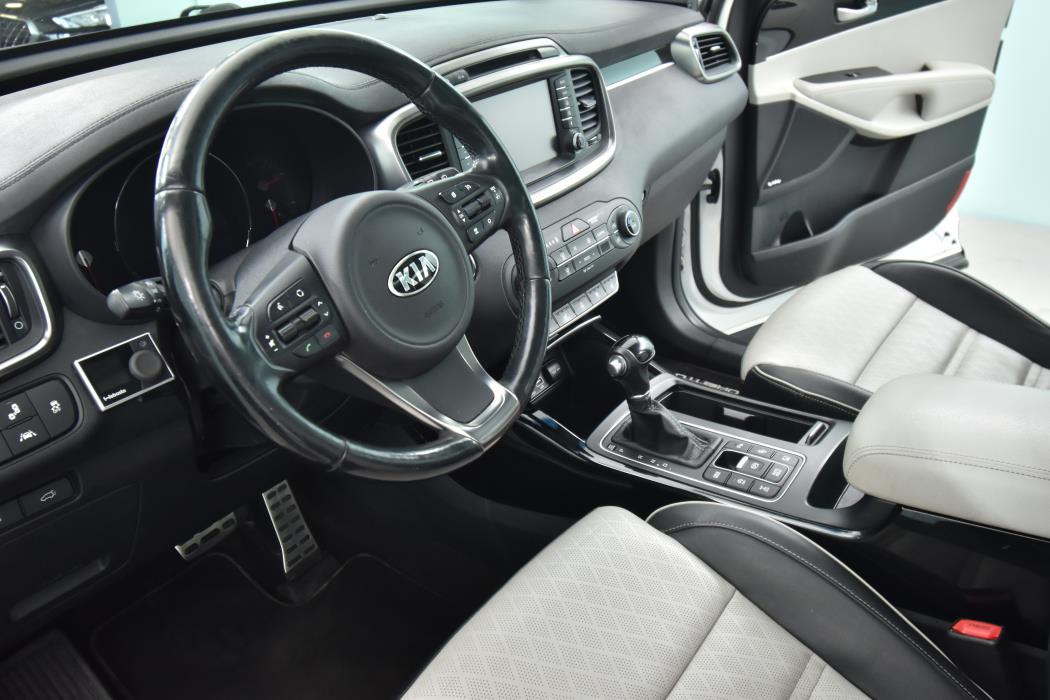 KIA Sorento 2016