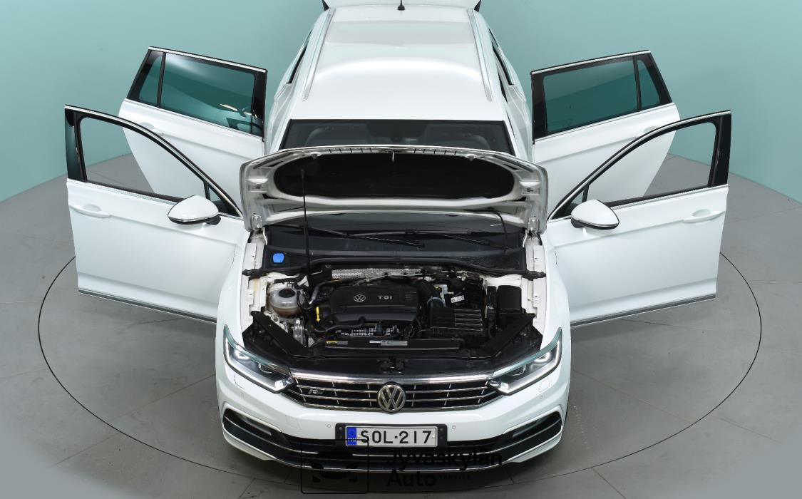 VOLKSWAGEN Passat 2017