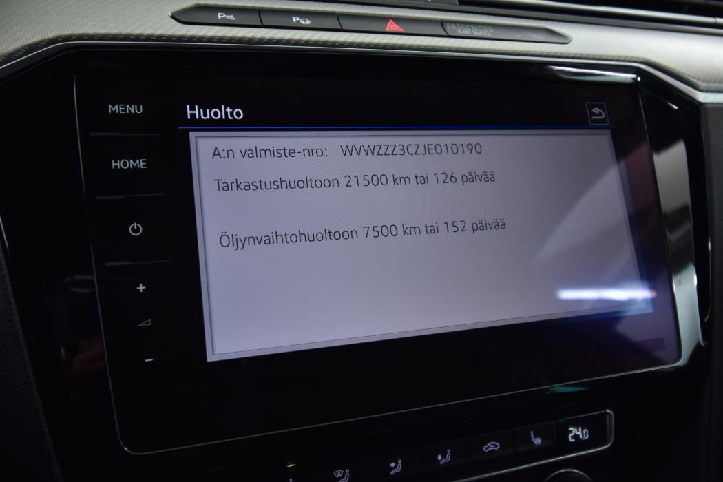 VOLKSWAGEN Passat 2017