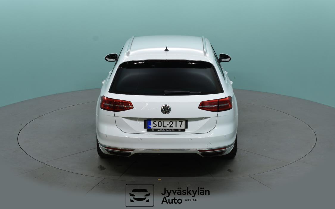 VOLKSWAGEN Passat 2017