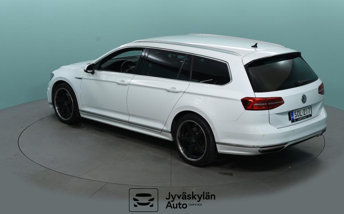 VOLKSWAGEN Passat 2017