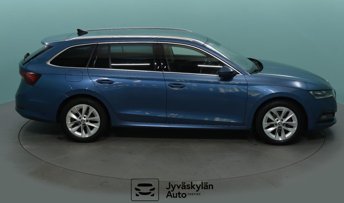 SKODA Octavia 2021