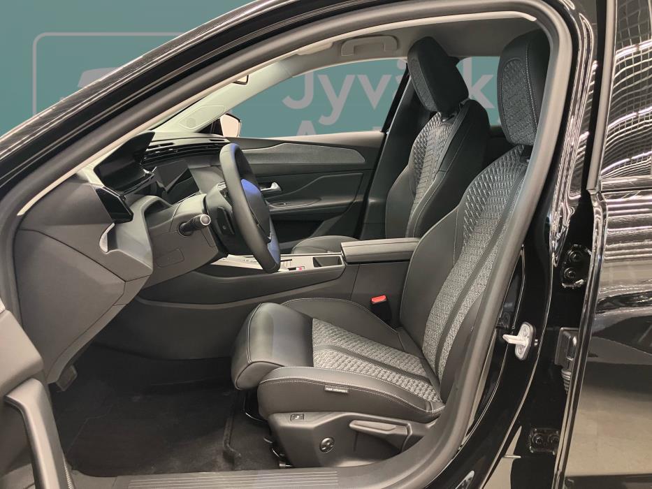 Peugeot 408 2026