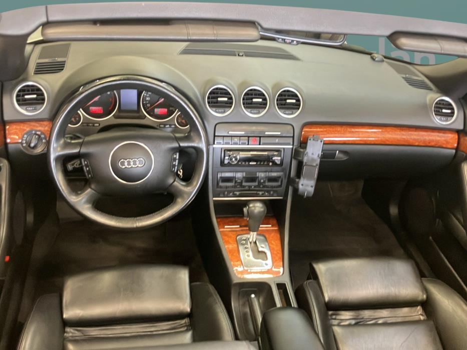 AUDI A4 2003