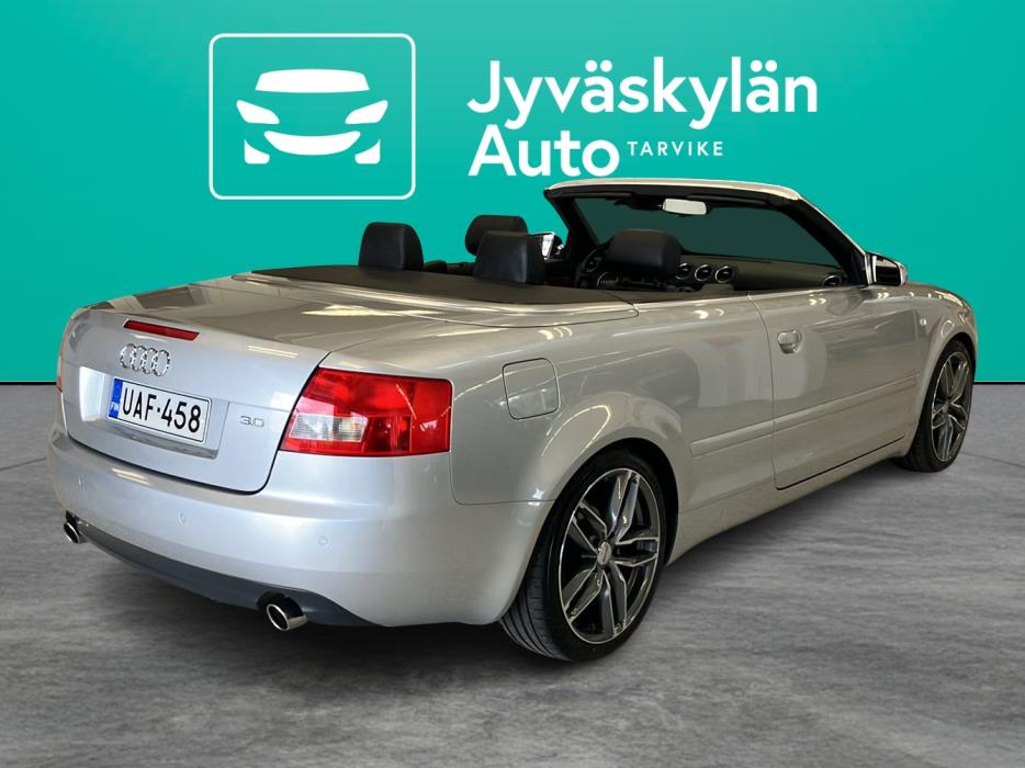 AUDI A4 2003