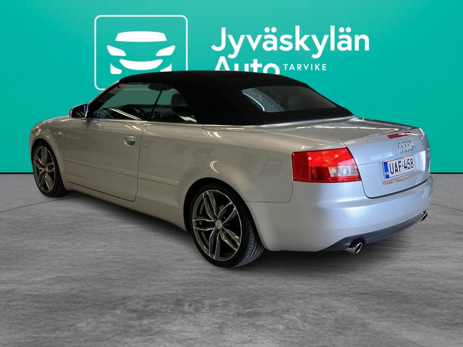 AUDI A4 2003
