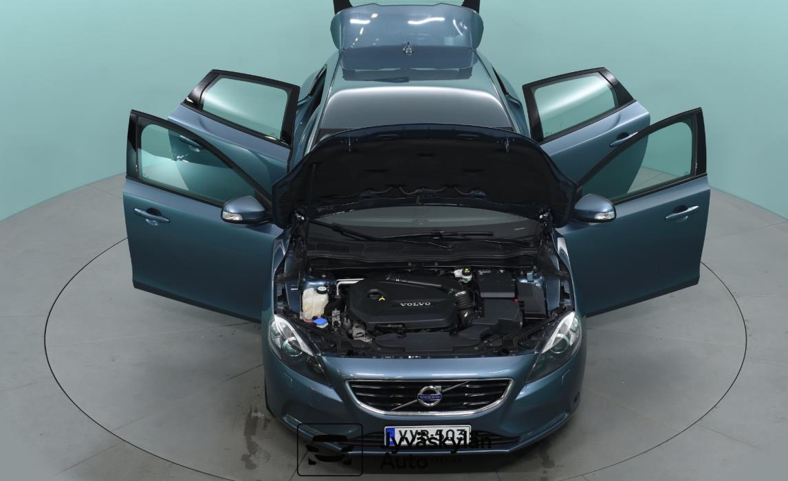 VOLVO V40 2013