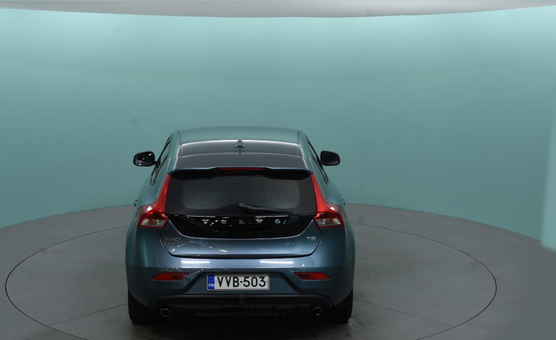 VOLVO V40 2013