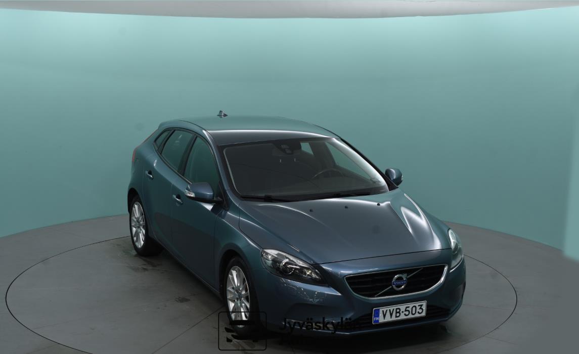 VOLVO V40 2013