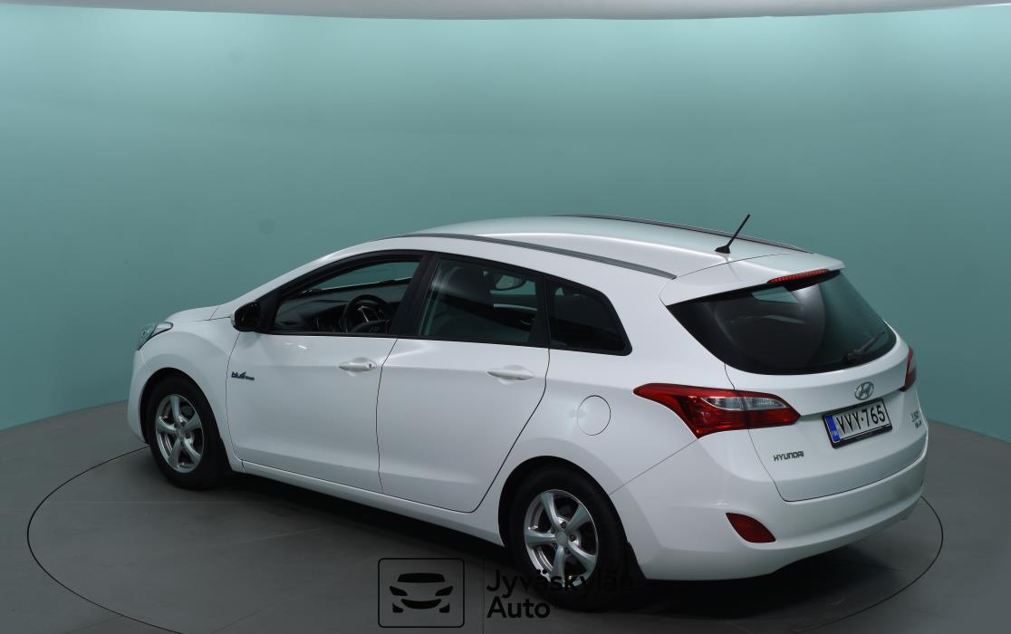 HYUNDAI i30 Wagon 2013