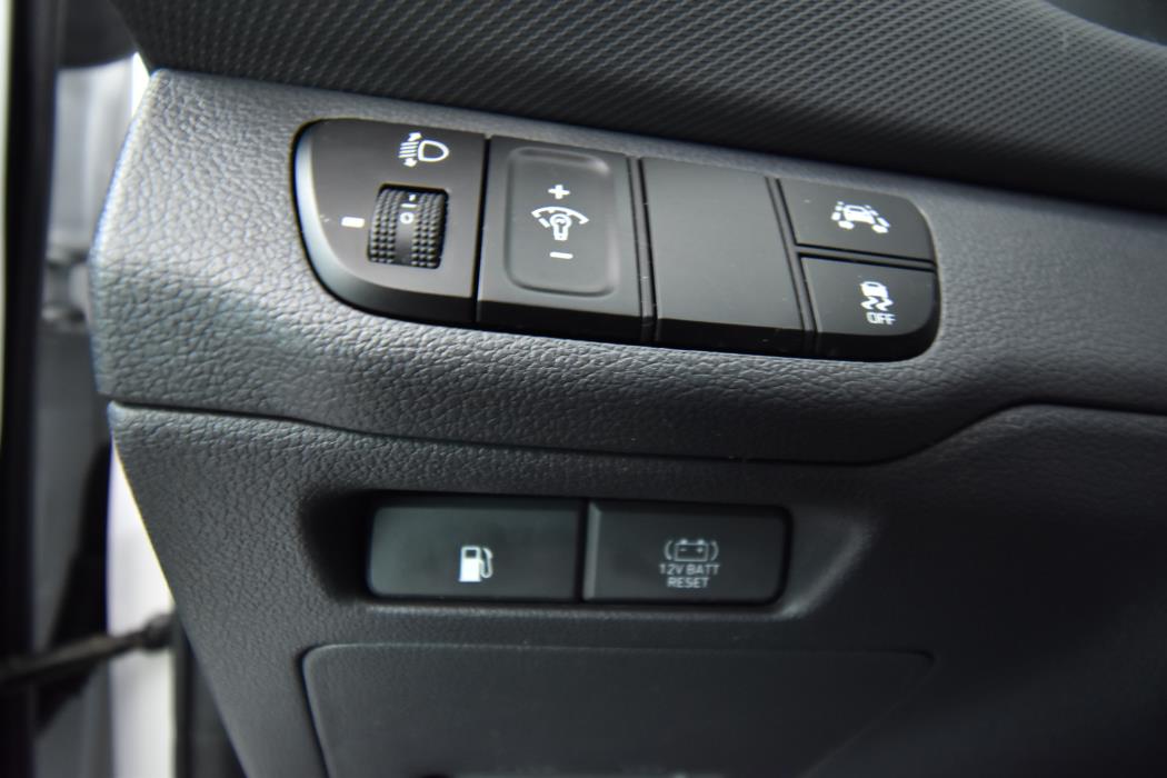 HYUNDAI IONIQ hybrid 2018