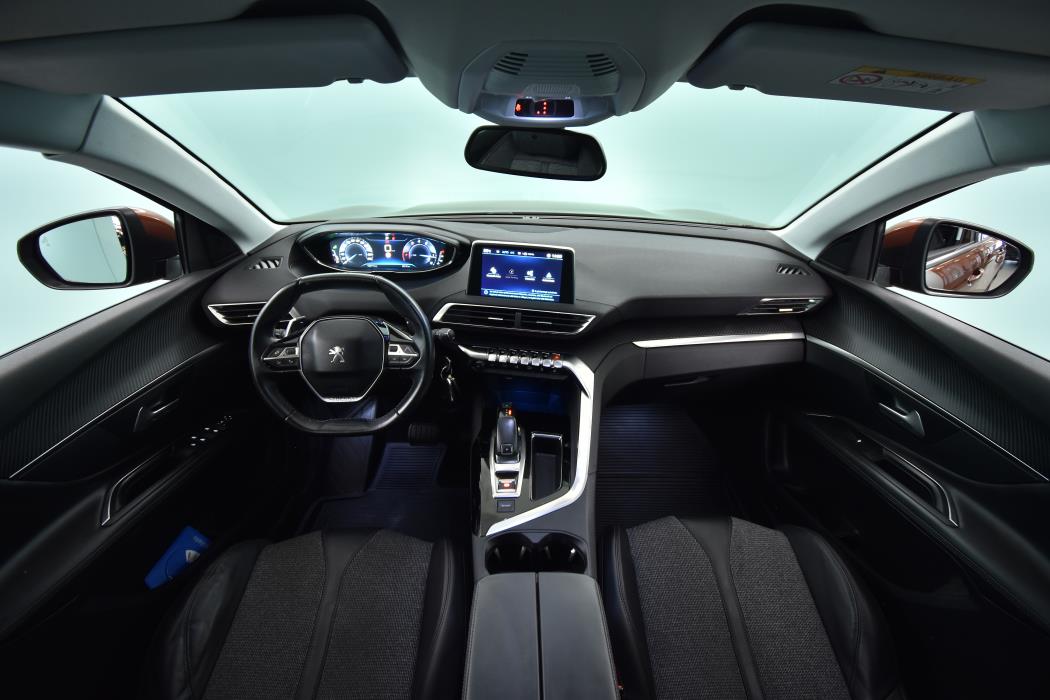 PEUGEOT 3008 2017