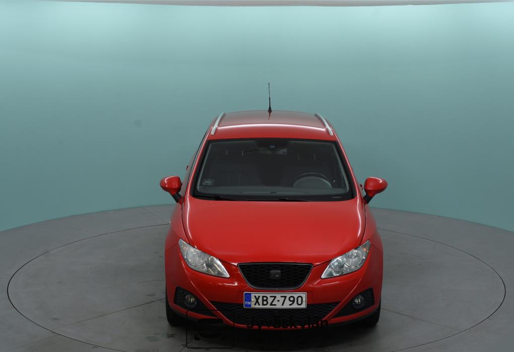 SEAT Ibiza ST 2011