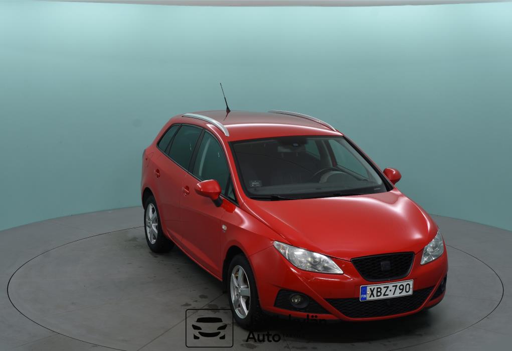 SEAT Ibiza ST 2011