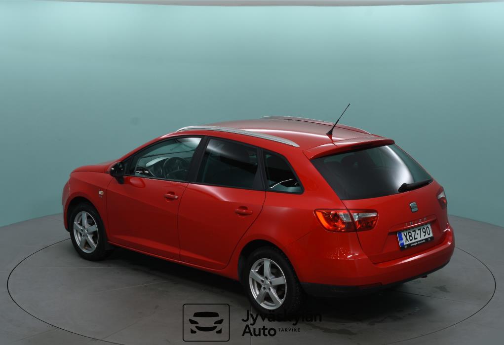 SEAT Ibiza ST 2011