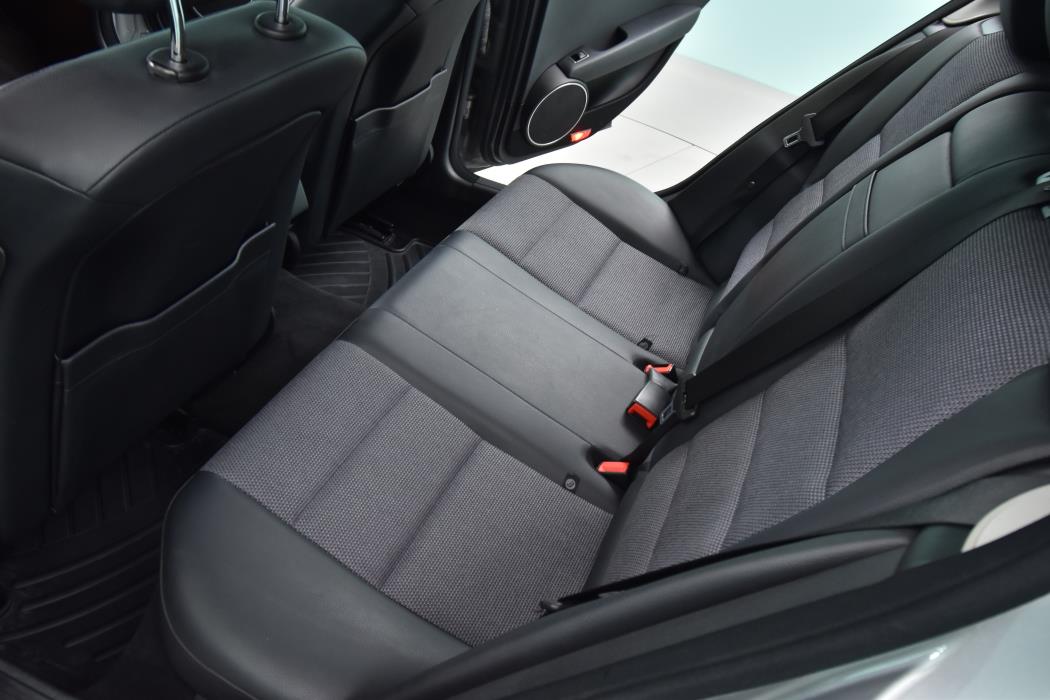 MERCEDES-BENZ C 2010
