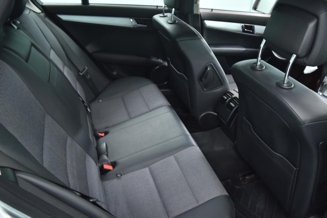 MERCEDES-BENZ C 2010
