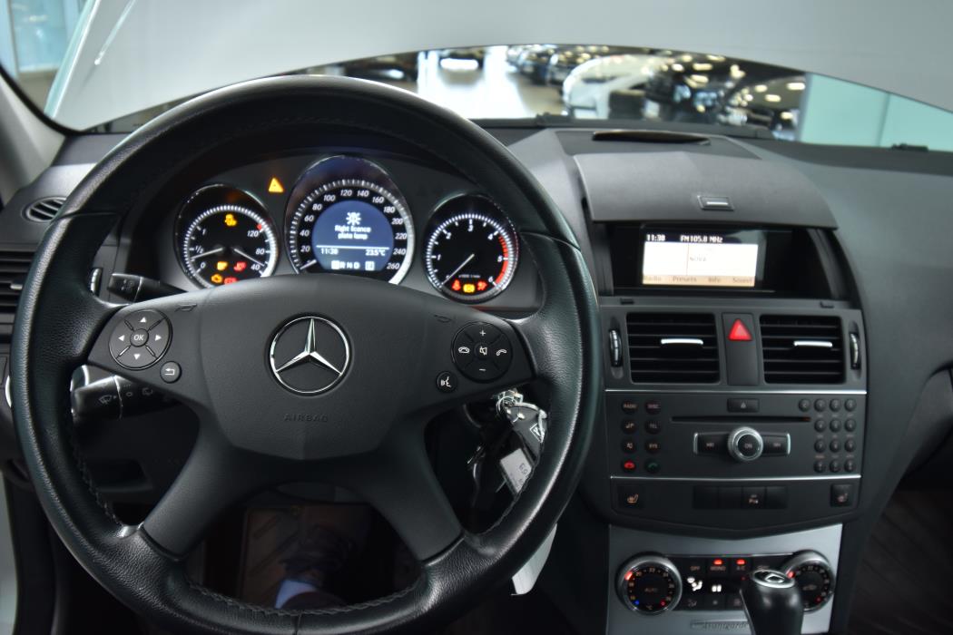 MERCEDES-BENZ C 2010