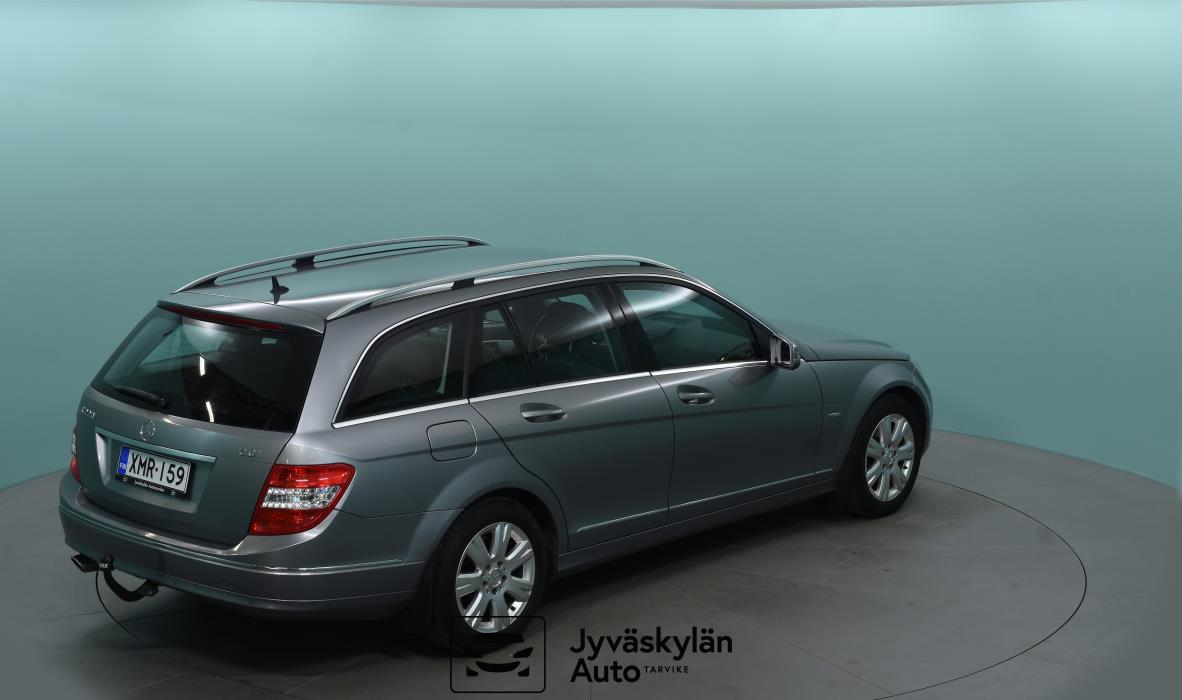 MERCEDES-BENZ C 2010