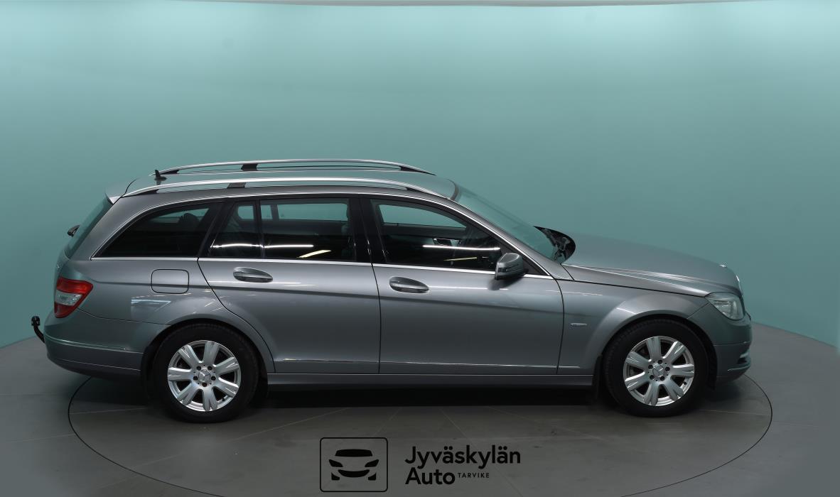 MERCEDES-BENZ C 2010
