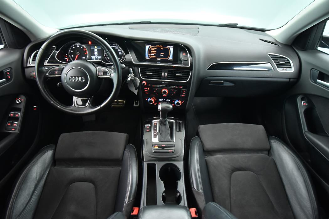 AUDI A4 2014