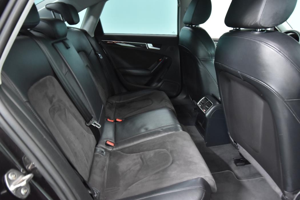 AUDI A4 2014