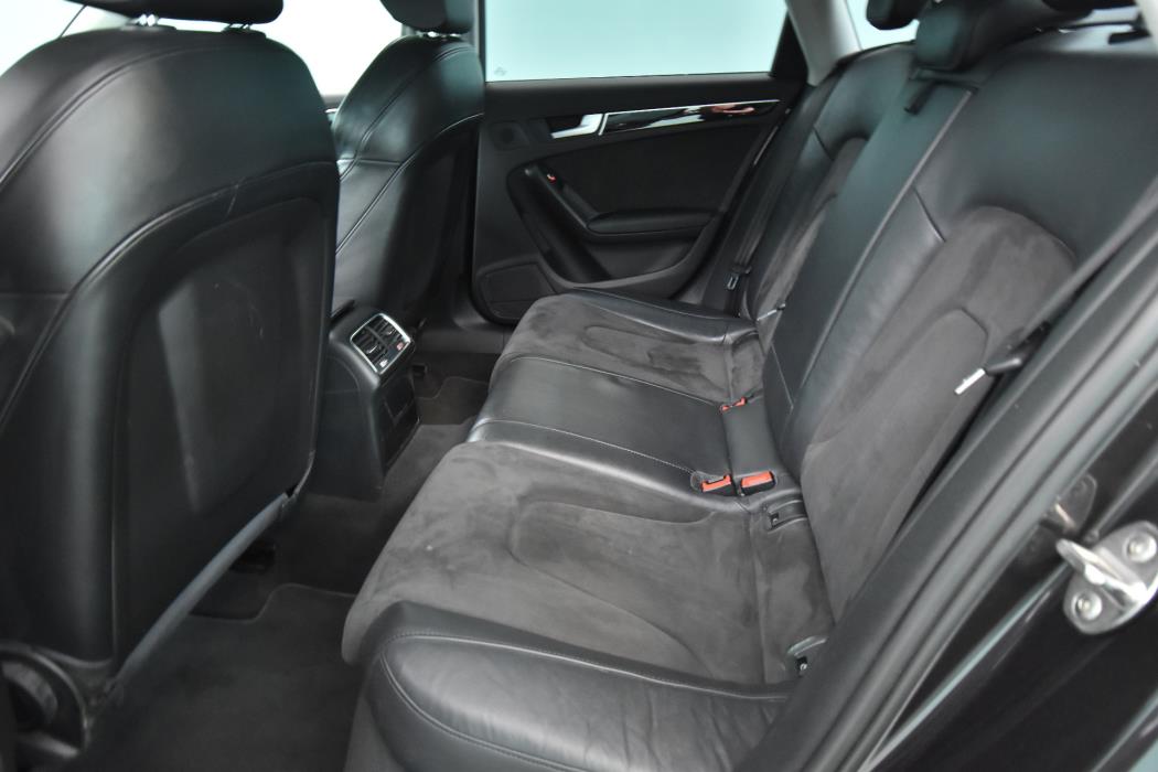 AUDI A4 2014