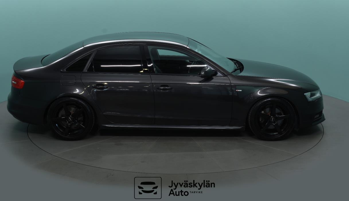 AUDI A4 2014
