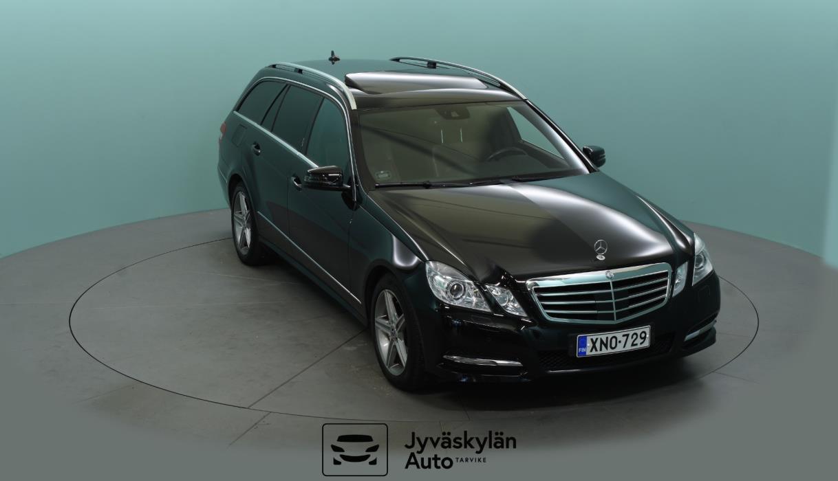 MERCEDES-BENZ E 2011