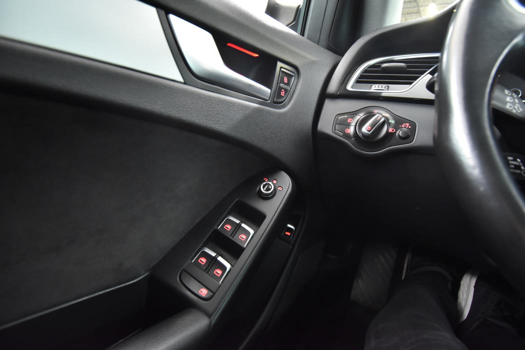 AUDI A4 2015