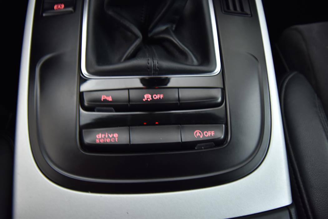 AUDI A4 2015