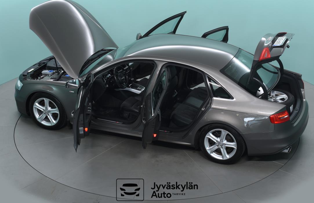 AUDI A4 2015