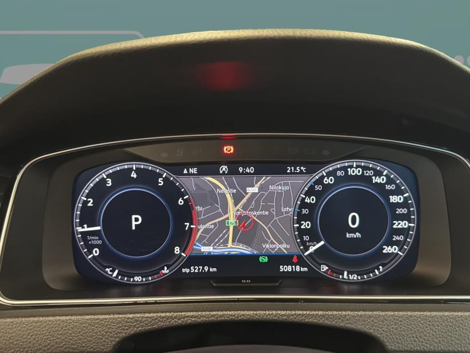 VOLKSWAGEN Golf 2018