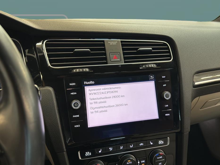 VOLKSWAGEN Golf 2018