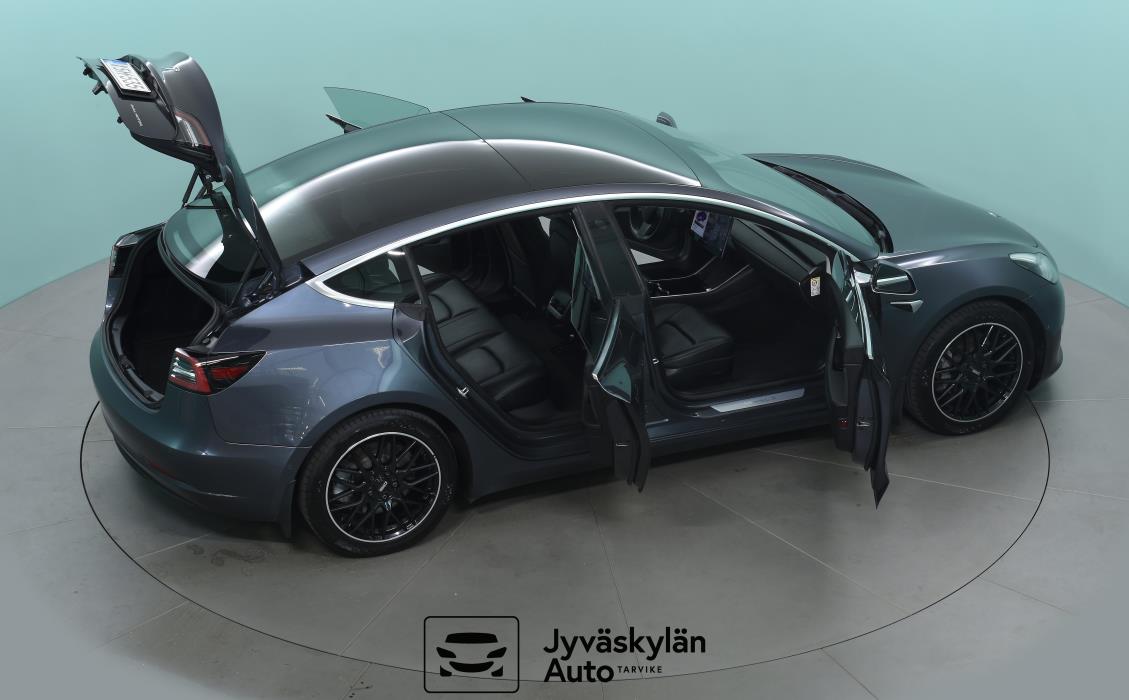 TESLA Model 3 2019
