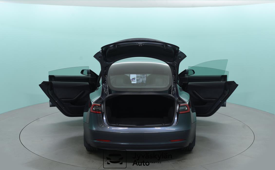 TESLA Model 3 2019