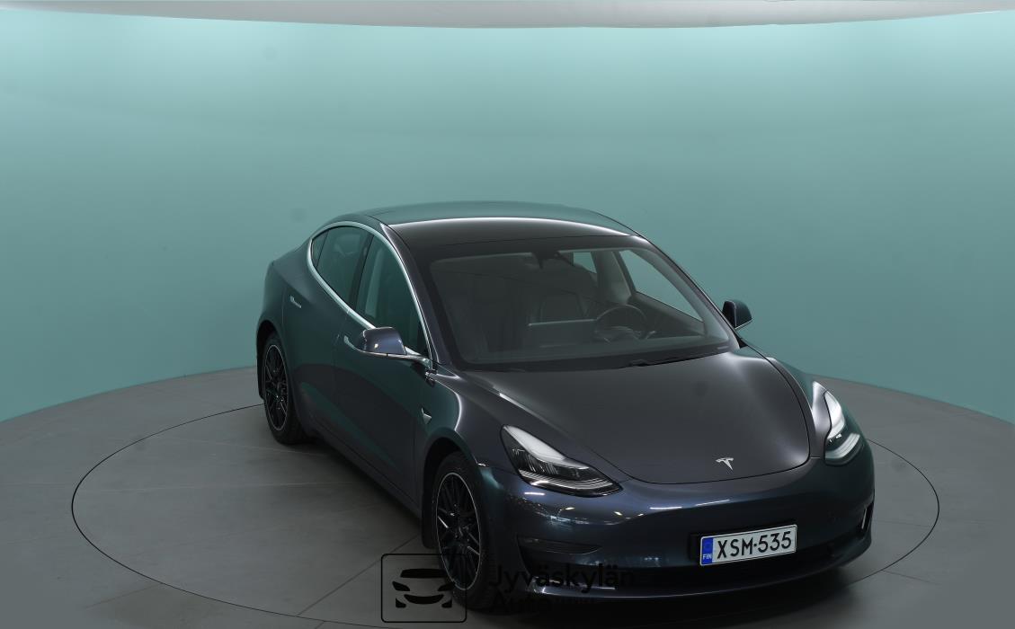 TESLA Model 3 2019