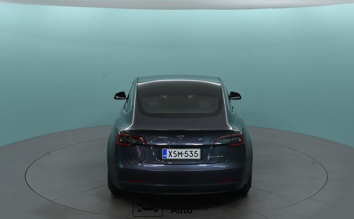 TESLA Model 3 2019